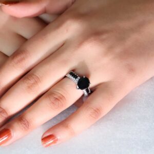 Dark Pear Ring