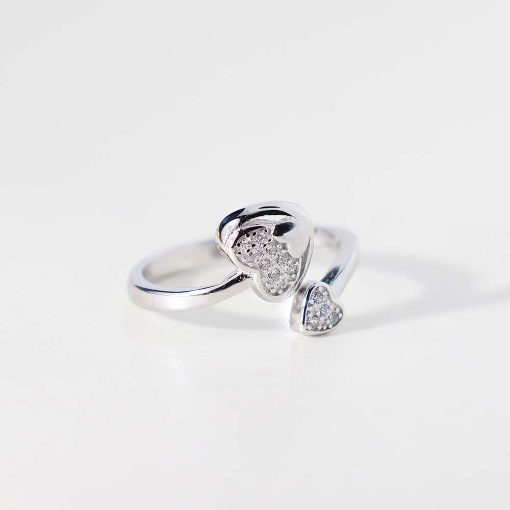 Intertwined Hearts Ring - Image 3