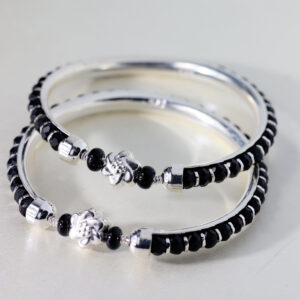 Luxe Onyx Orb Bracelet