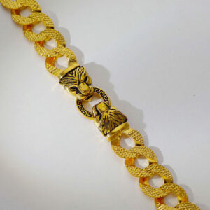 Lion Face Designer Gents Gold Bracelet