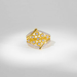 Gold Sparking Embrace Ring